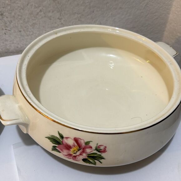 International China Co. Empire Green Covered Serving Dish - Picture 8 of 8